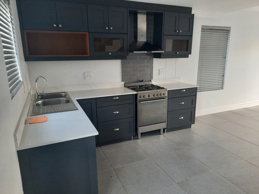 3 Bedroom Property for Sale in Langeberg Heights Western Cape